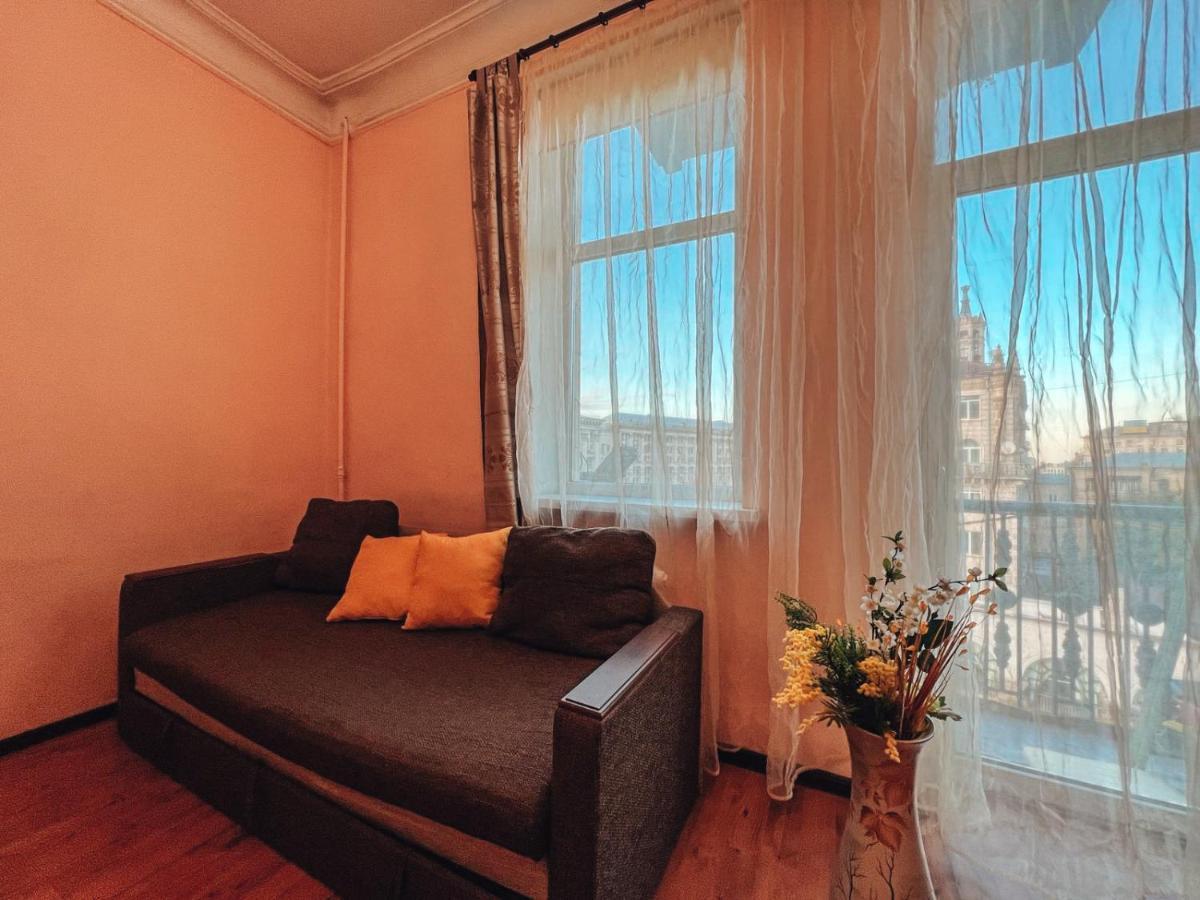 קייב Apartments On Kreshchatik 17 מראה חיצוני תמונה